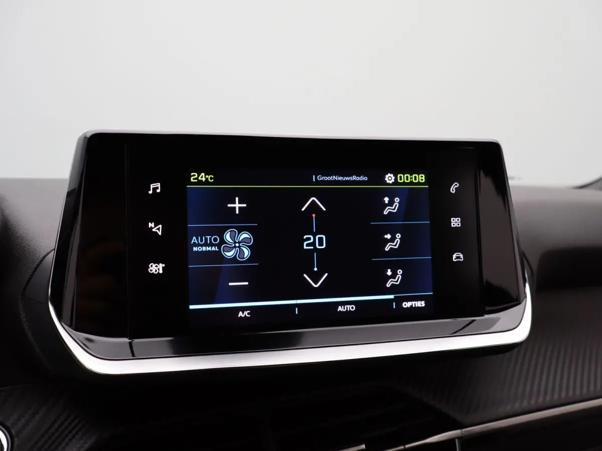 e-2008 Active Pack | Apple Carplay / Android Auto | Multifunctioneel Stuurwiel | Keyless |