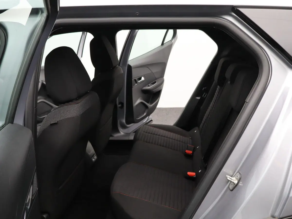 e-2008 Active Pack | Apple Carplay / Android Auto | Multifunctioneel Stuurwiel | Keyless |