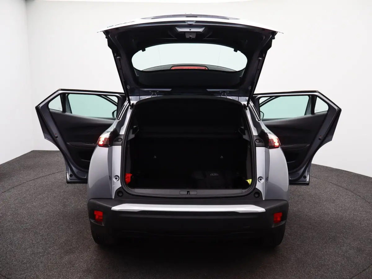e-2008 Active Pack | Apple Carplay / Android Auto | Multifunctioneel Stuurwiel | Keyless |