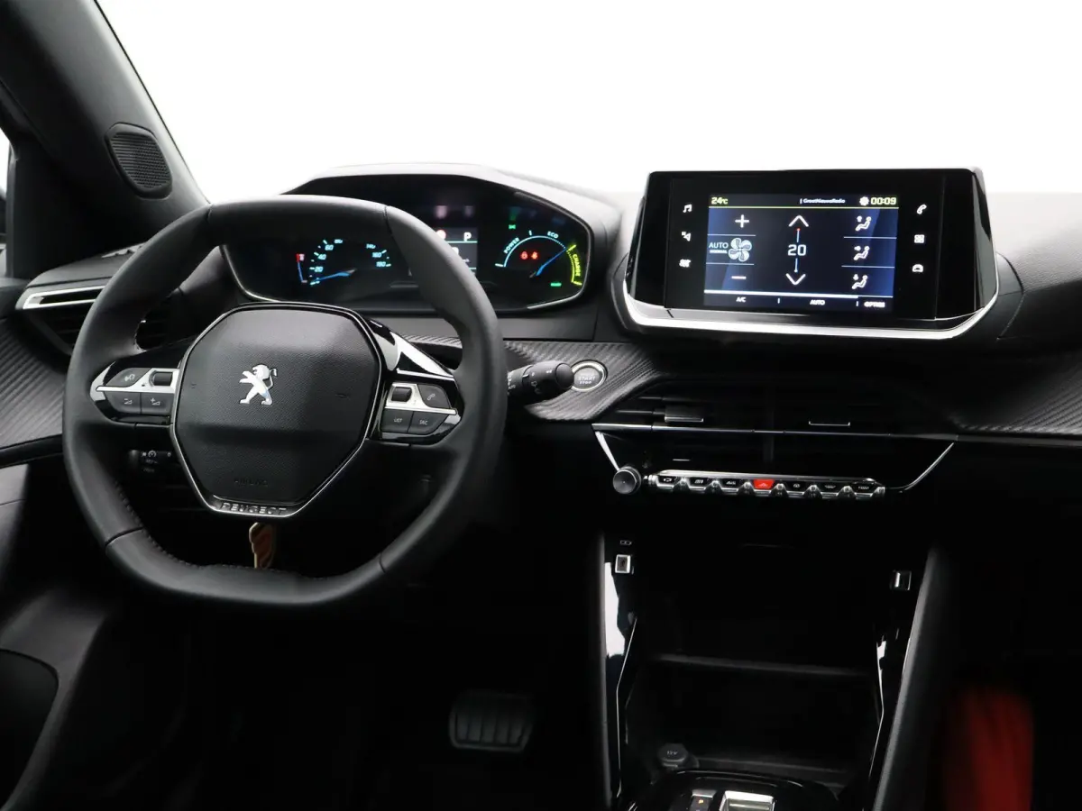 e-2008 Active Pack | Apple Carplay / Android Auto | Multifunctioneel Stuurwiel | Keyless |