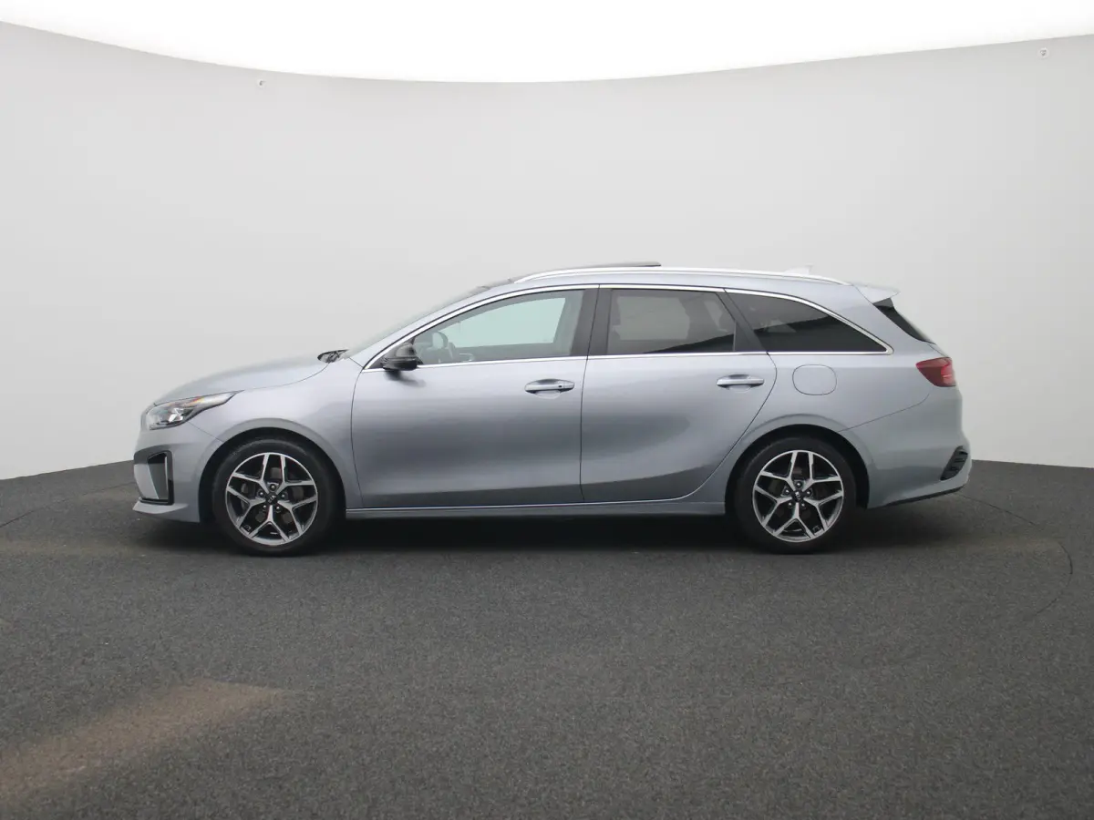 1.5 T-GDi GT-Line | Schuif/Kanteldak | Apple Carplay / Android Auto | Lichtmetalen Velgen | Sportstoelen | Camera | Virtual Cockpit |