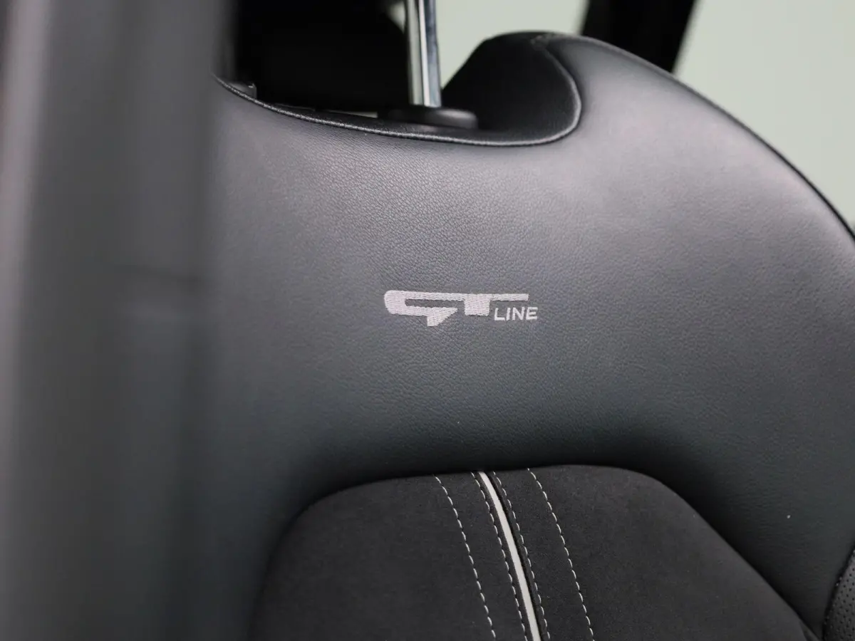 1.5 T-GDi GT-Line | Schuif/Kanteldak | Apple Carplay / Android Auto | Lichtmetalen Velgen | Sportstoelen | Camera | Virtual Cockpit |