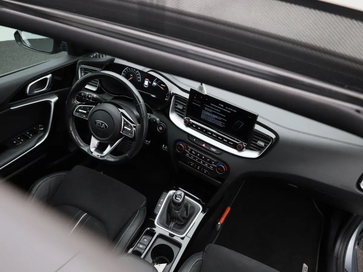 1.5 T-GDi GT-Line | Schuif/Kanteldak | Apple Carplay / Android Auto | Lichtmetalen Velgen | Sportstoelen | Camera | Virtual Cockpit |