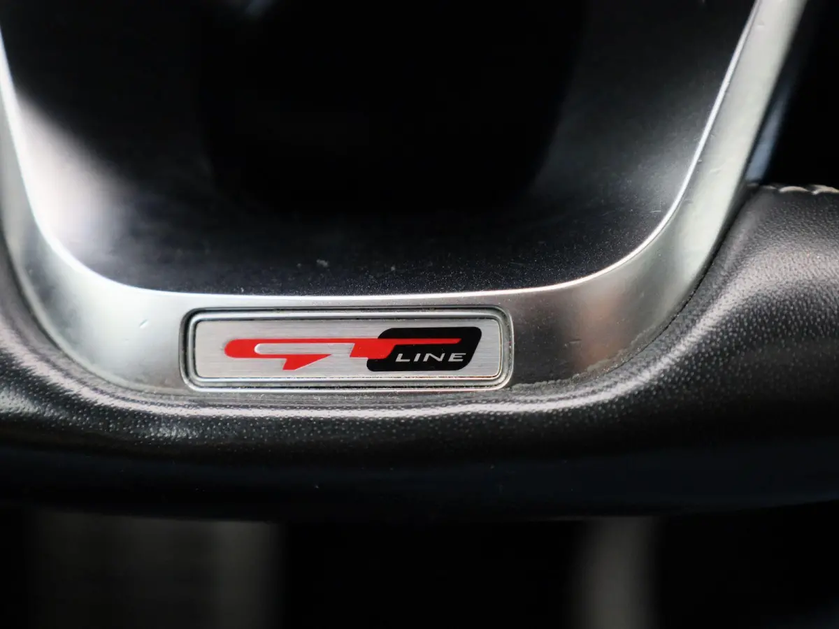 1.5 T-GDi GT-Line | Schuif/Kanteldak | Apple Carplay / Android Auto | Lichtmetalen Velgen | Sportstoelen | Camera | Virtual Cockpit |