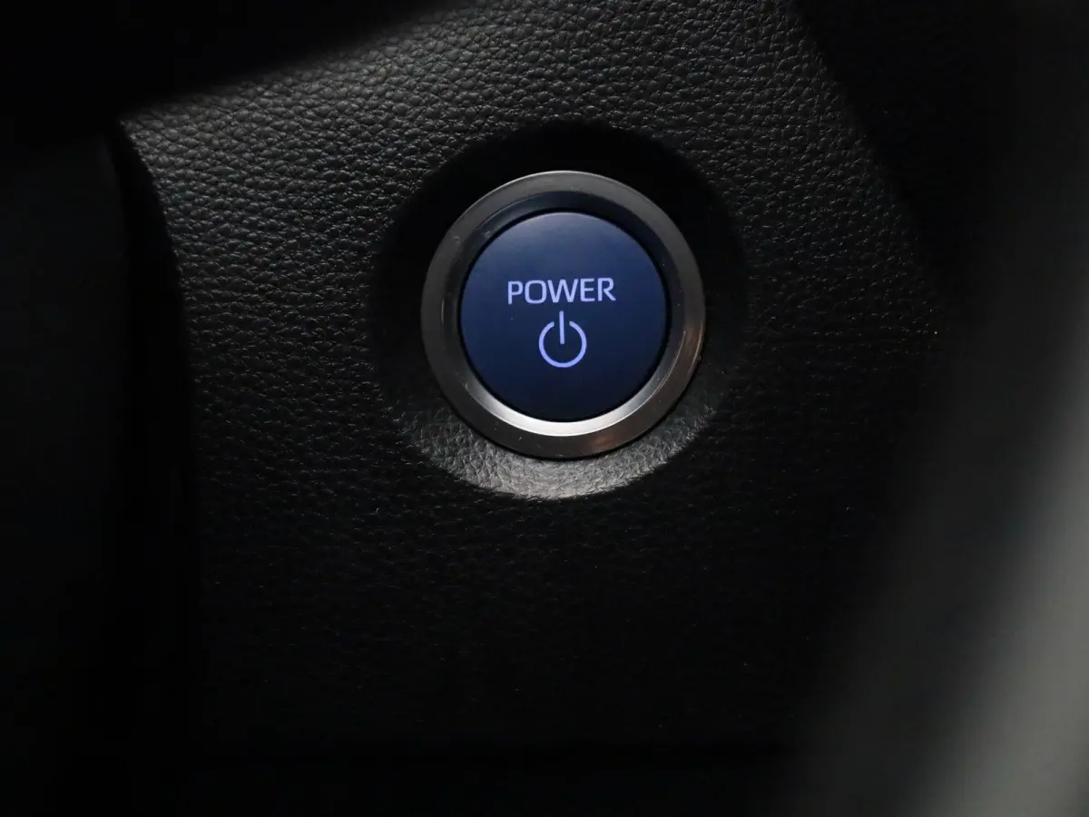1.8 Hybrid Business Intro | Navigatie | Camera | Keyless | Privacy Glass | Lichtmetalen Velgen |