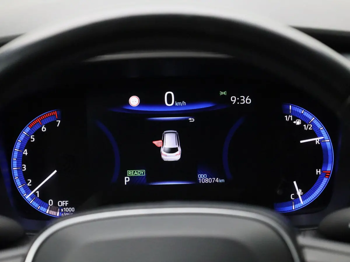 1.8 Hybrid Business Intro | Navigatie | Camera | Keyless | Privacy Glass | Lichtmetalen Velgen |