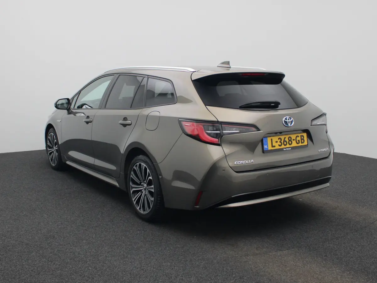 1.8 Hybrid Business Intro | Navigatie | Camera | Keyless | Privacy Glass | Lichtmetalen Velgen |