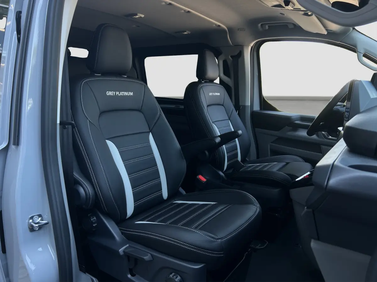 320 L2 Grey Platinum Plug-in Hybrid | 0,99% Financial Lease | Dubbel Cabine | Direct Leverbaar | Lederen Bekleding