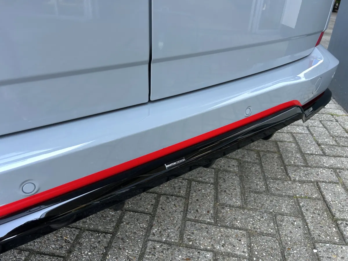 320 L2 Grey Platinum Plug-in Hybrid | 0,99% Financial Lease | Dubbel Cabine | Direct Leverbaar | Lederen Bekleding