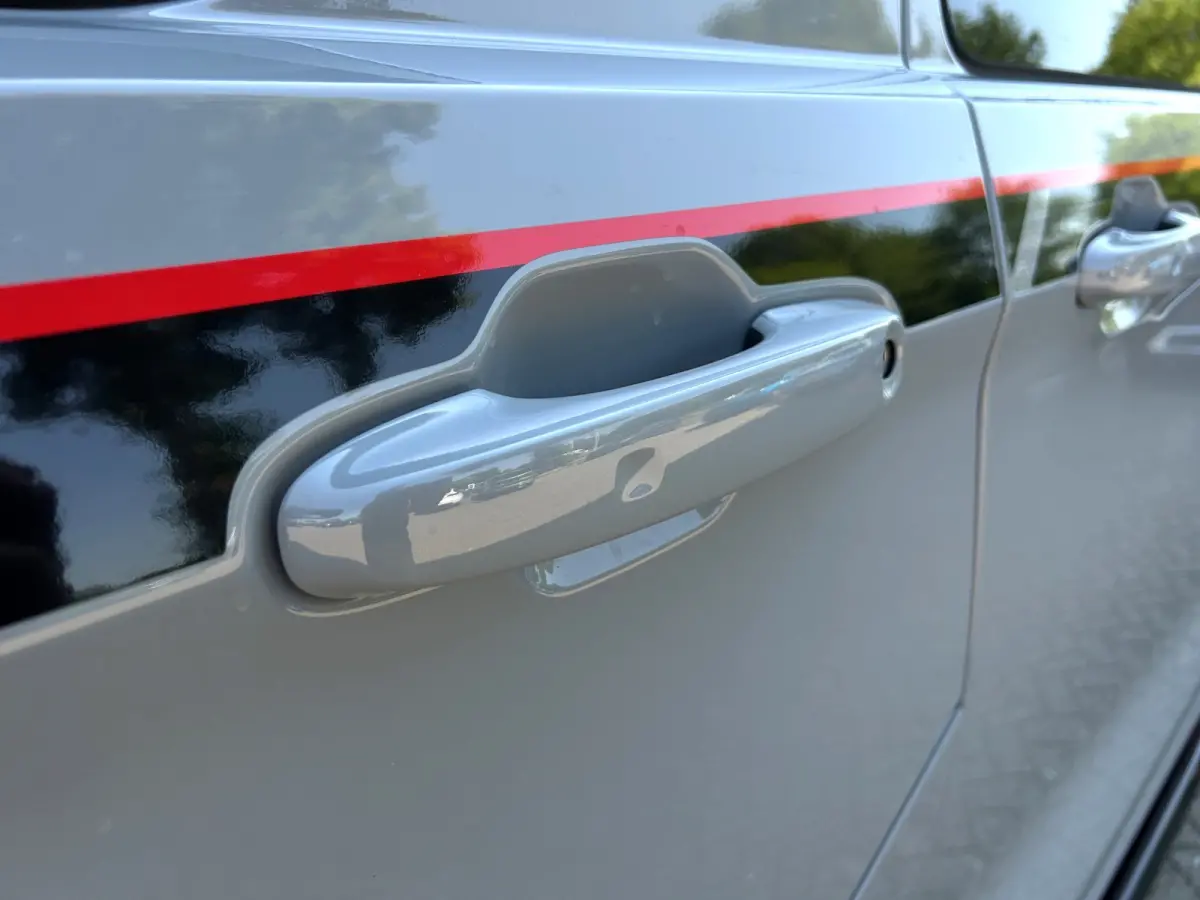 320 L2 Grey Platinum Plug-in Hybrid | 0,99% Financial Lease | Dubbel Cabine | Direct Leverbaar | Lederen Bekleding