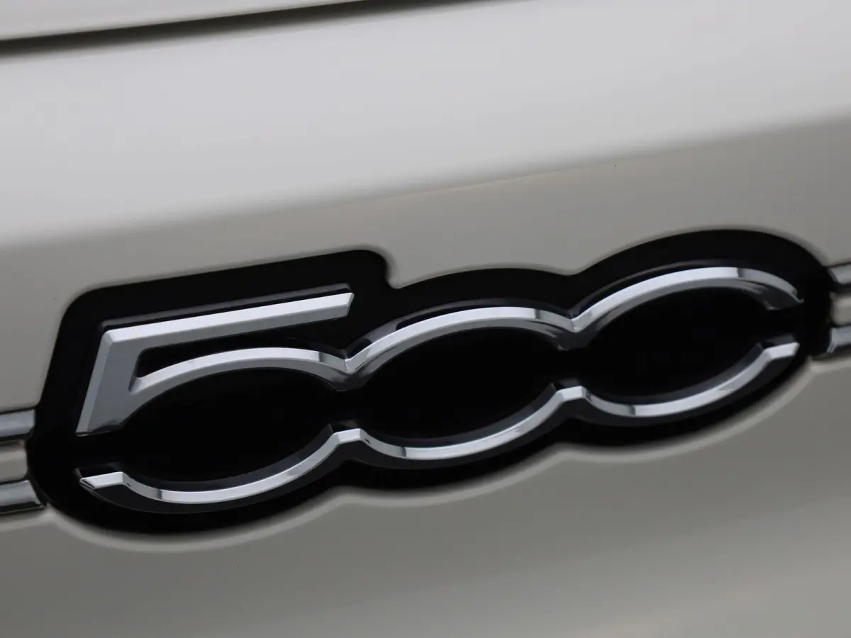 Icon 42 kWh APPLE/ANDROID CARPLAY - LICHTMETALEN VELGEN - NAVIGATIESYSTEEM - 12 MAANDEN BOVAG GARANTIE
