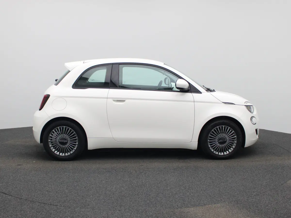 Icon 42 kWh APPLE/ANDROID CARPLAY - LICHTMETALEN VELGEN - NAVIGATIESYSTEEM - 12 MAANDEN BOVAG GARANTIE