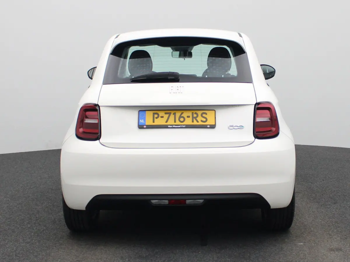 Icon 42 kWh APPLE/ANDROID CARPLAY - LICHTMETALEN VELGEN - NAVIGATIESYSTEEM - 12 MAANDEN BOVAG GARANTIE