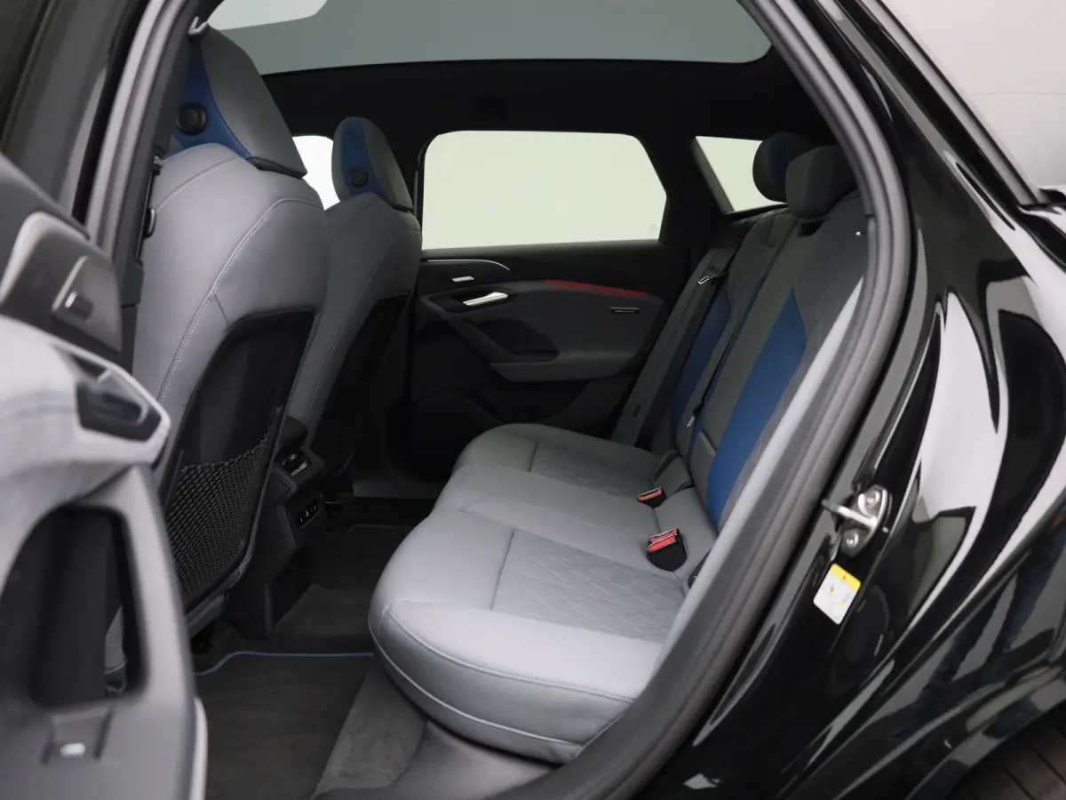 S6 100 kWh 503 PK | Audi exclusive interieur | Glazen panoramadak | Luchtvering | Bang & Olufsen | Head-up display | LED Matrix | Stoelventilatie | Virtual mirrors | Massage | Stoelventilati