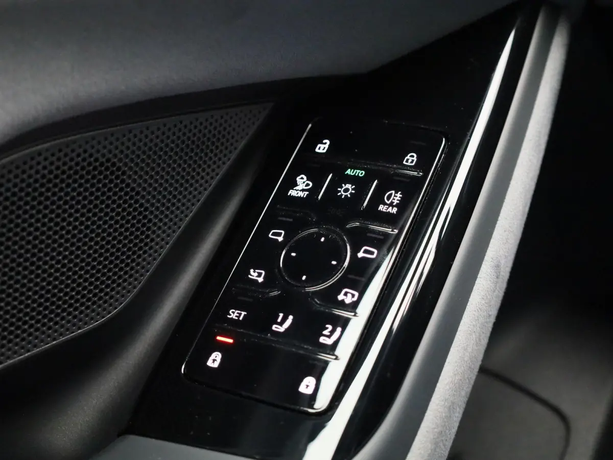 S6 100 kWh 503 PK | Audi exclusive interieur | Glazen panoramadak | Luchtvering | Bang & Olufsen | Head-up display | LED Matrix | Stoelventilatie | Virtual mirrors | Massage | Stoelventilati
