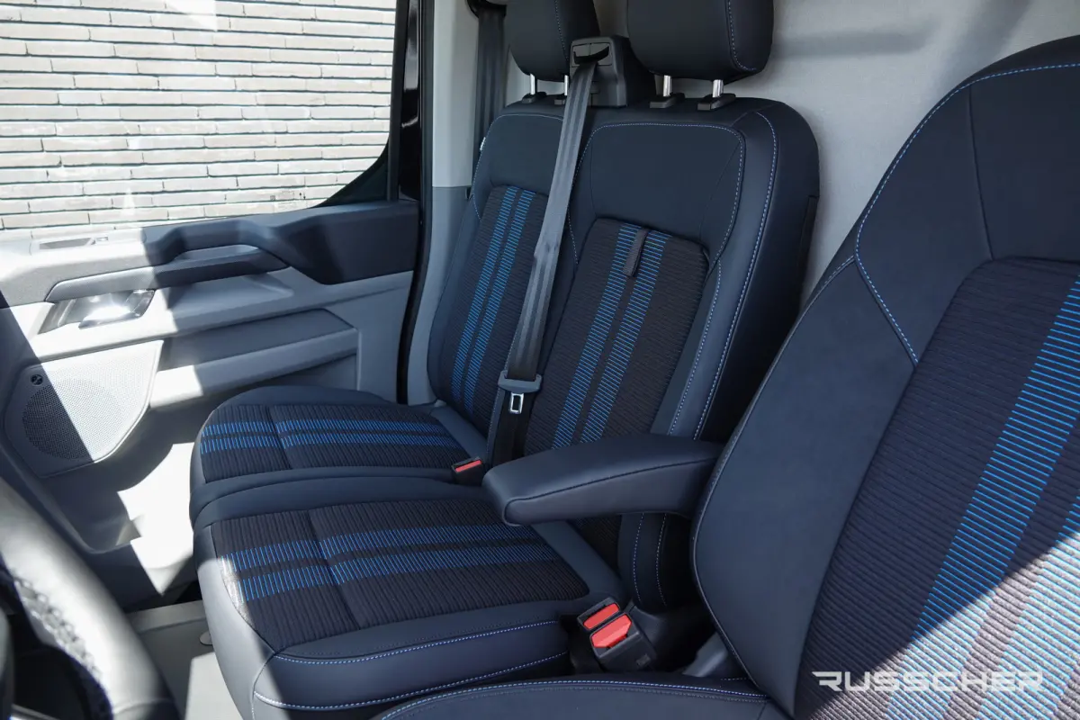 L2H1 218Pk Aut. | Elektrisch | Nieuwe 71Kwh Accu | Sport 340 | 2xSchuifdeur | 360° Camera | B&O Sound | 19''