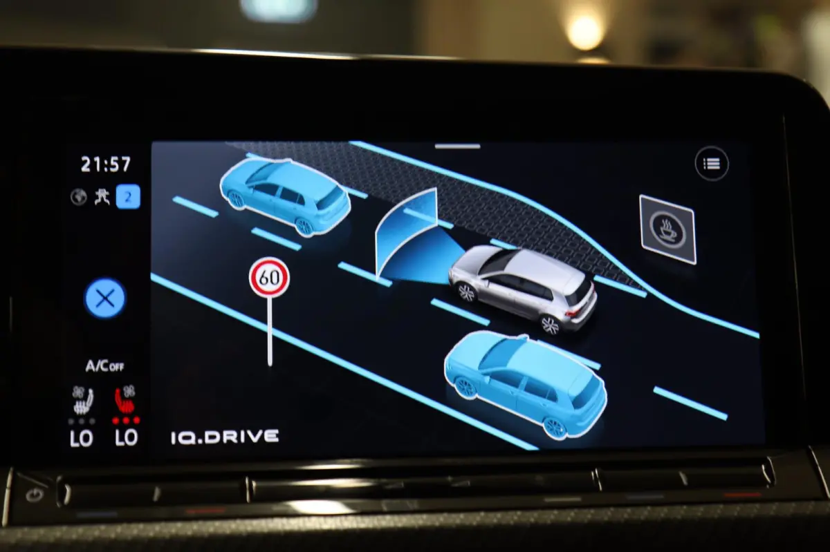 2.0 TSI R 4Motion AKRAP/PANO/IQ/H-K/KEYLESS/BOMVOL