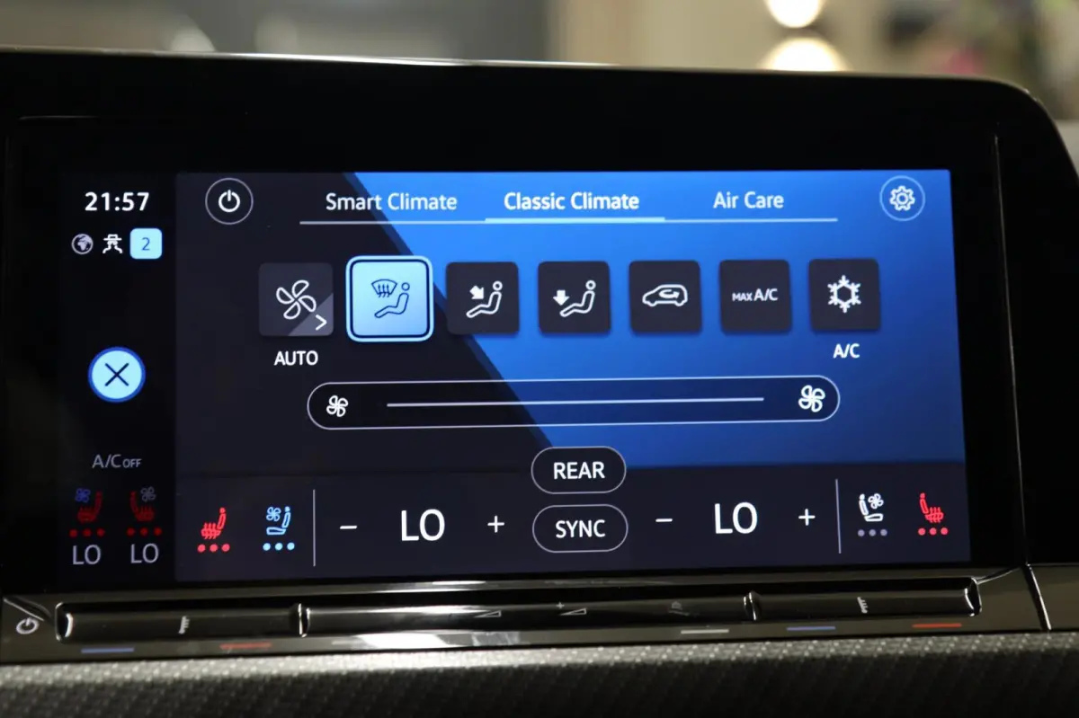 2.0 TSI R 4Motion AKRAP/PANO/IQ/H-K/KEYLESS/BOMVOL