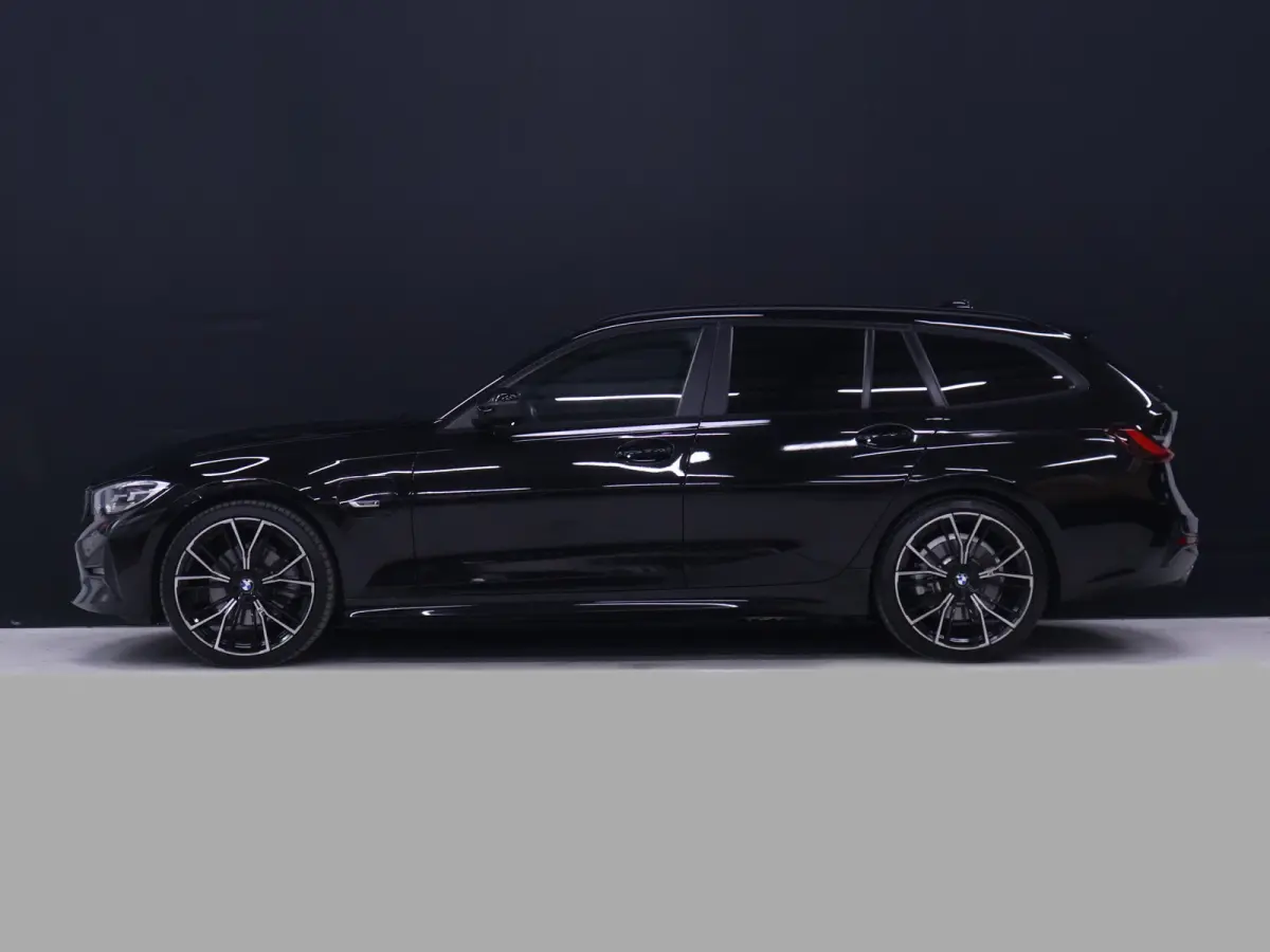 320e Business Edition Sport Plus [APPLE CARPLAY, ANDROID, TREKHAAK, STOELVERWARMING, CRUISE, ELEKTRISCHE ACHTERKLEP, DIGITAL DASH, NAVIGATIE, NIEUWSTAAT]
