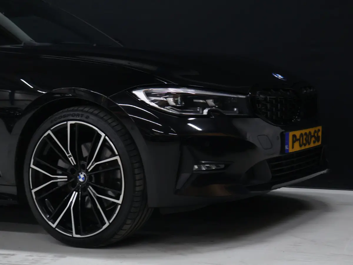 320e Business Edition Sport Plus [APPLE CARPLAY, ANDROID, TREKHAAK, STOELVERWARMING, CRUISE, ELEKTRISCHE ACHTERKLEP, DIGITAL DASH, NAVIGATIE, NIEUWSTAAT]