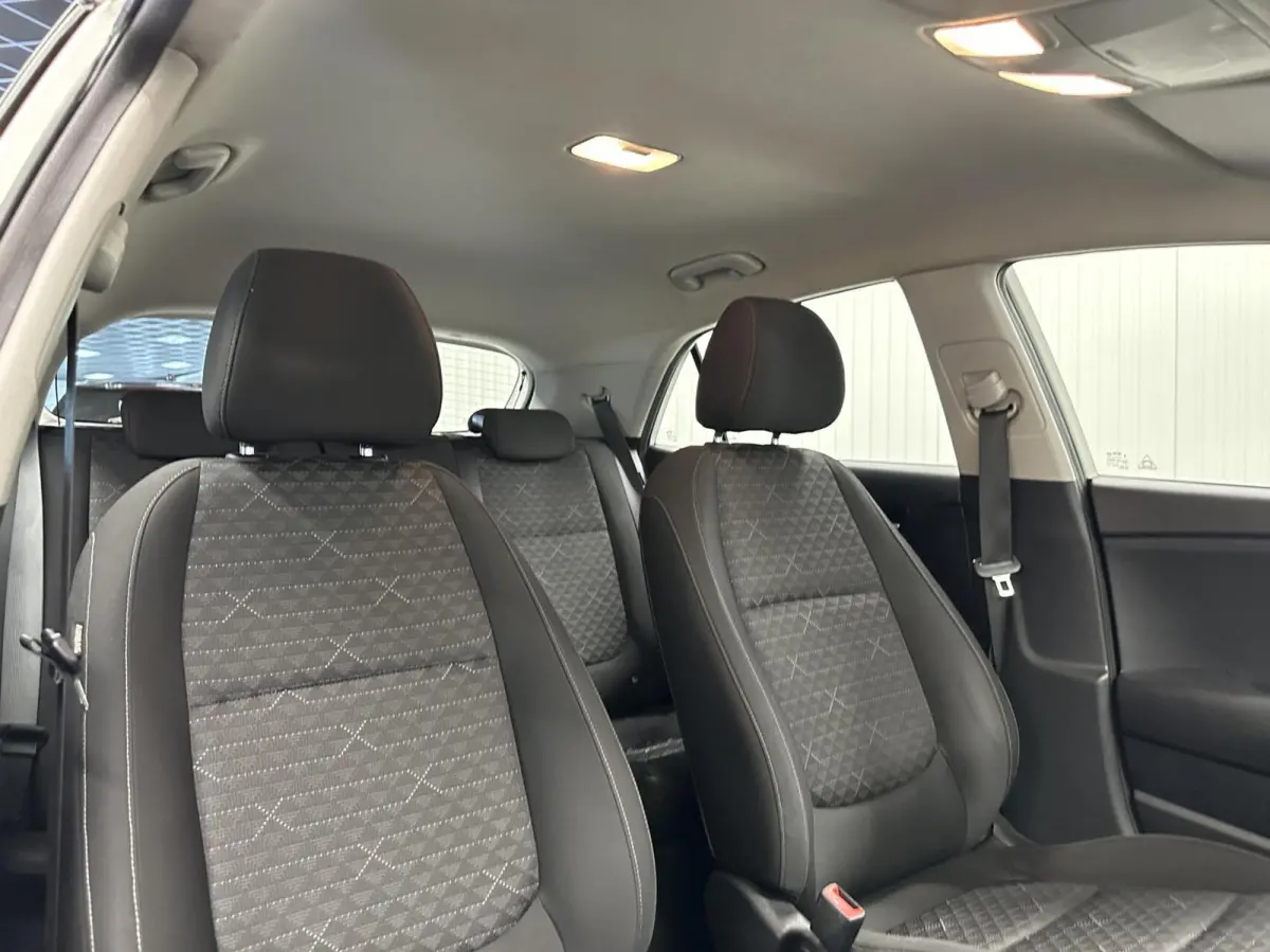 1.0 TGDI ComfortPlusLine Navigator CAMERA CARPLAY NAVI CRUISE.