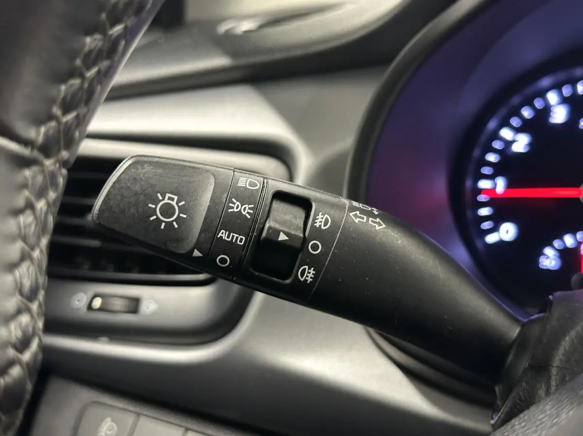1.0 TGDI ComfortPlusLine Navigator CAMERA CARPLAY NAVI CRUISE.