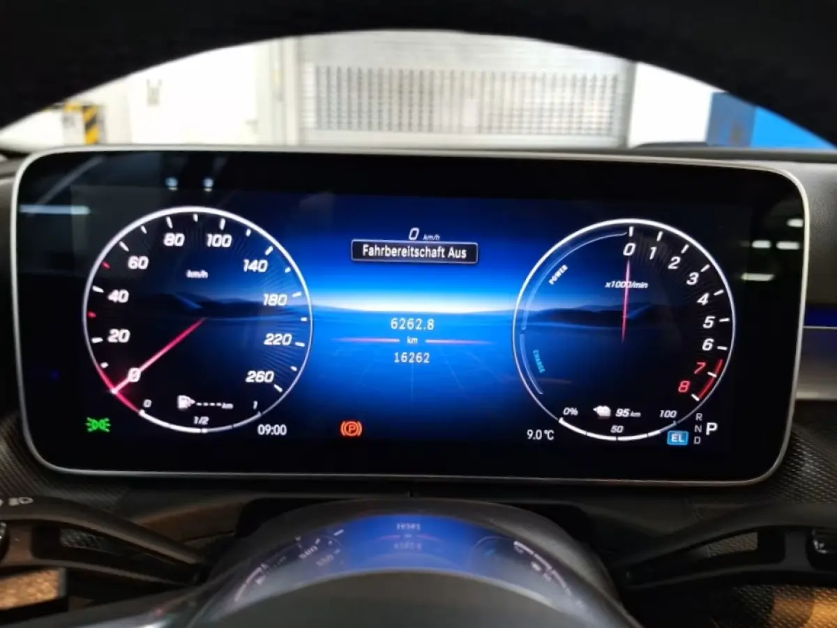 300e AVANTGARDE ** HIGH-LED, MBUX+, PANORAMA, CAMERA, MEMORY ** 1e EIG - Ex MB-AG - UNFALLFREI ** ** INFORMEER OOK NAAR ONZE AANTREKKELIJKE FINANCIAL-LEASE TARIEVEN **