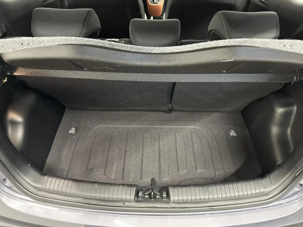 1.0i Comfort 5p. AIRCO CARPLAY 36000 KM.