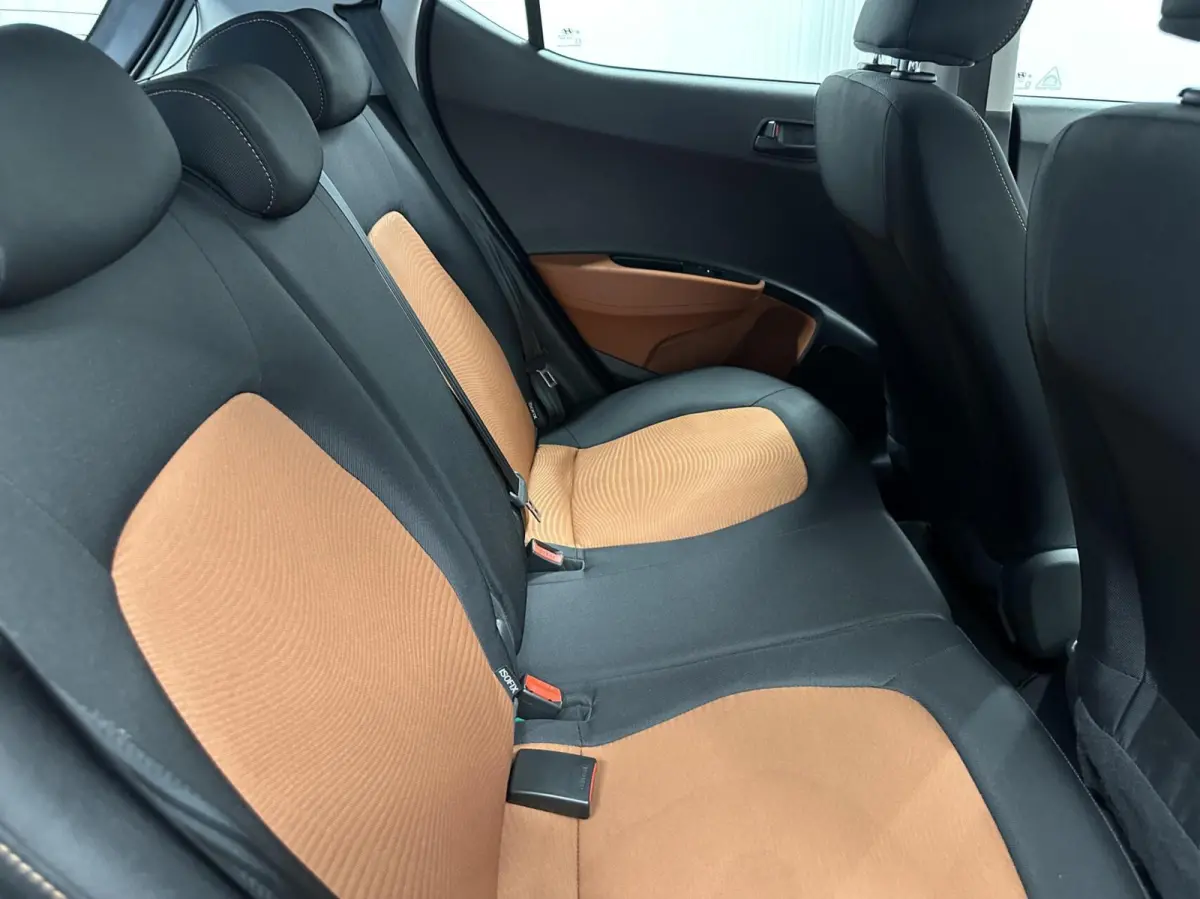 1.0i Comfort 5p. AIRCO CARPLAY 36000 KM.