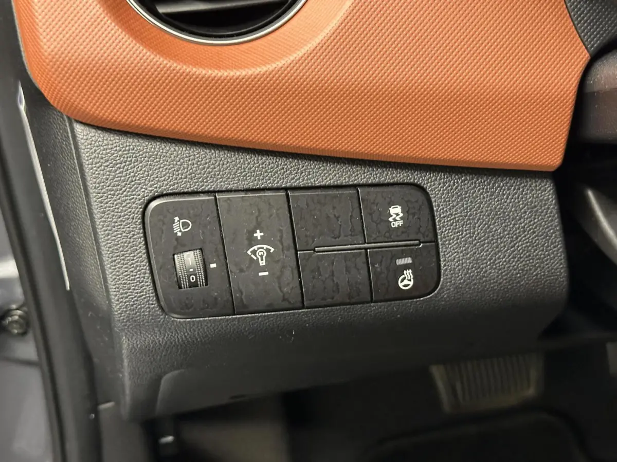 1.0i Comfort 5p. AIRCO CARPLAY 36000 KM.