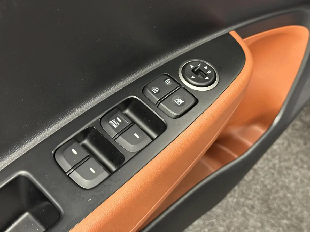 1.0i Comfort 5p. AIRCO CARPLAY 36000 KM.