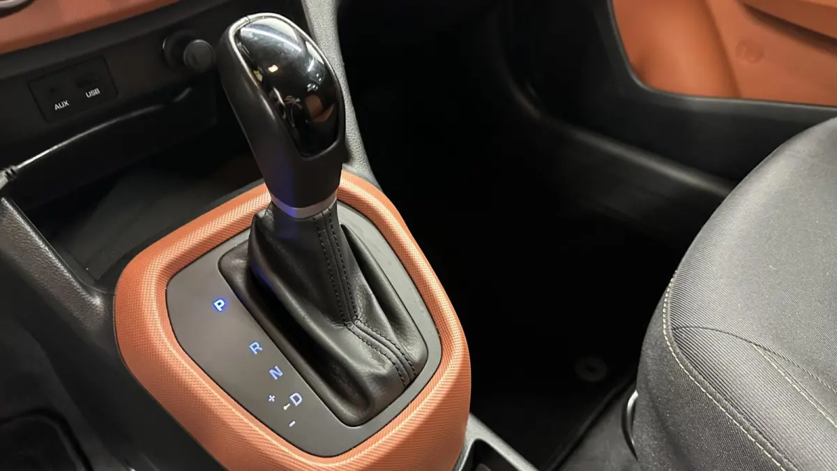 1.0i Comfort 5p. AIRCO CARPLAY 36000 KM.