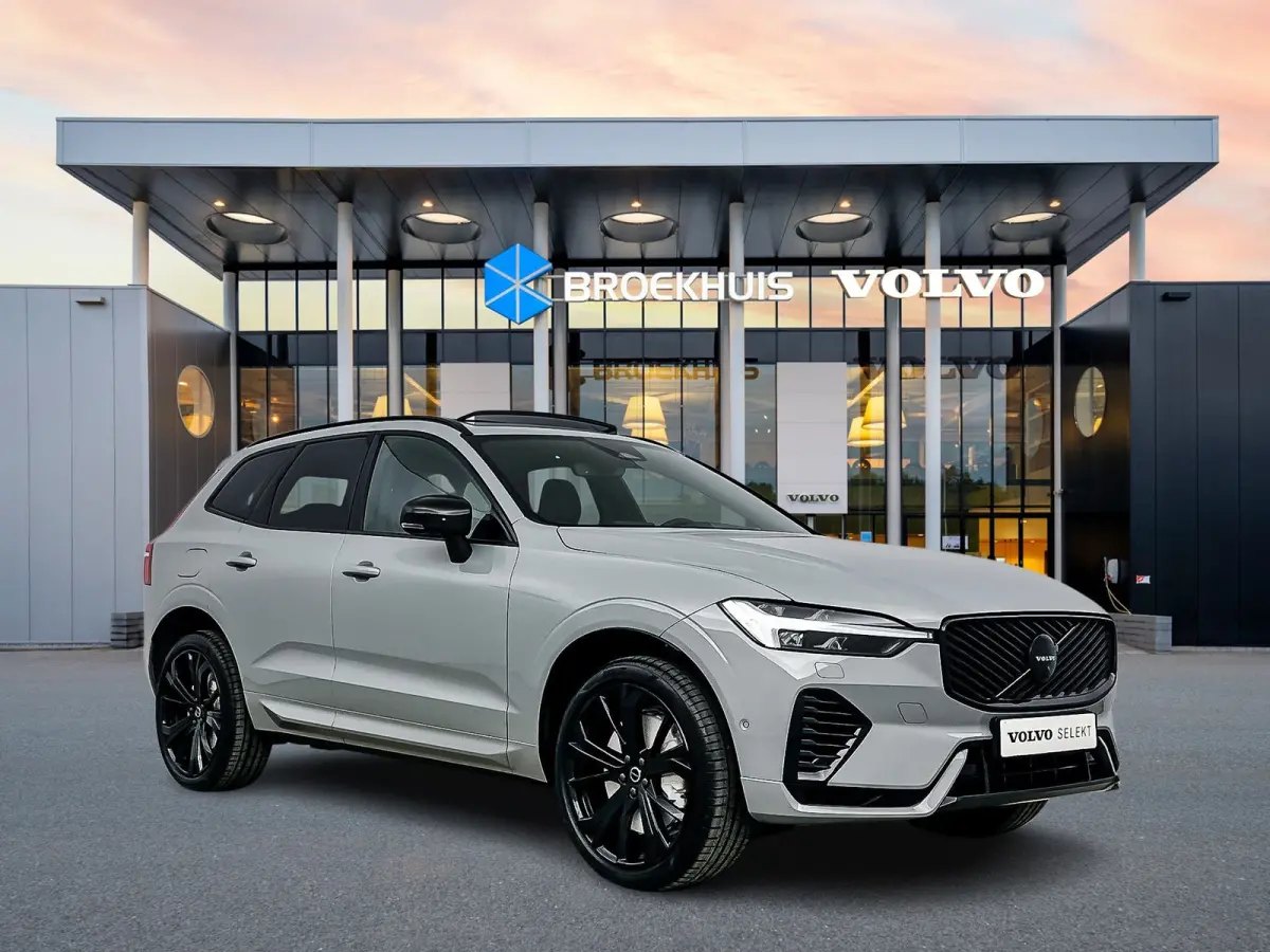 T6 Recharge Plus Black Edition | 21" | Panoramadak | Head Up | 360 Camera | Trekhaak | Harman Kardon | Full LED | Elektr. verst. Sportstoelen | Adaptieve Cruise | BLIS | Stoel/Stuur/Achterba