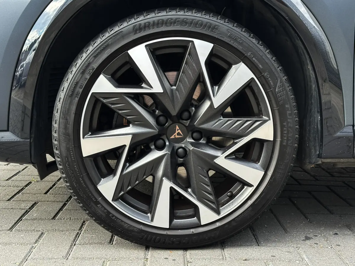1.5 TSI e-Hybrid VZ Performance 272PK | Matt Grey | Pano | Memory | ACC | 1e eig | Nieuwstaat