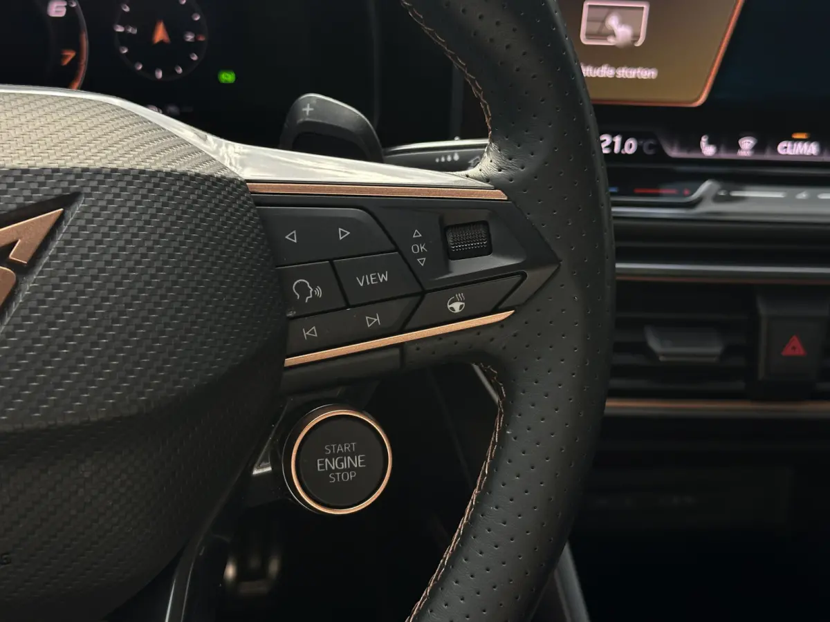 1.5 TSI e-Hybrid VZ Performance 272PK | Matt Grey | Pano | Memory | ACC | 1e eig | Nieuwstaat