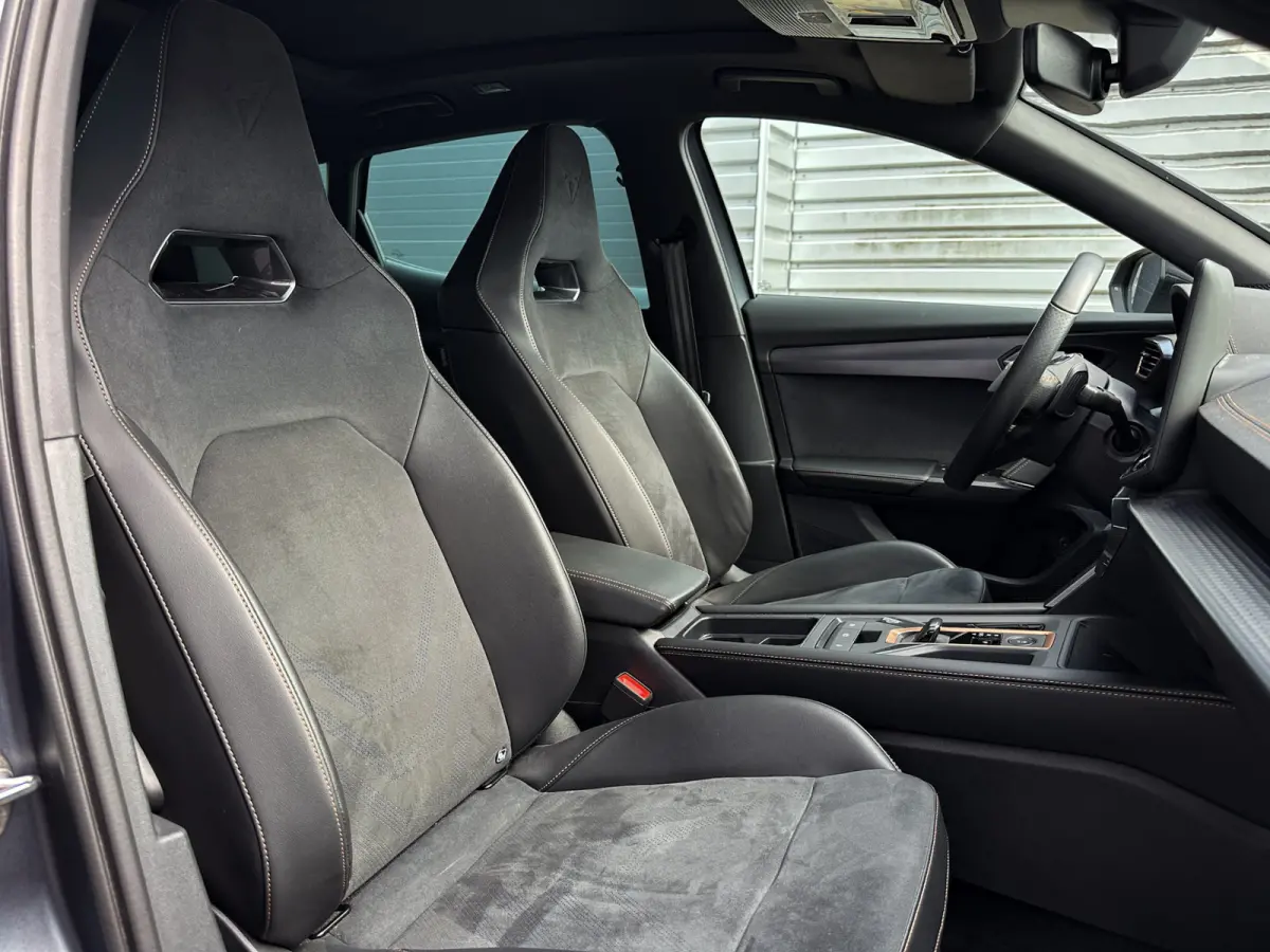 1.5 TSI e-Hybrid VZ Performance 272PK | Matt Grey | Pano | Memory | ACC | 1e eig | Nieuwstaat