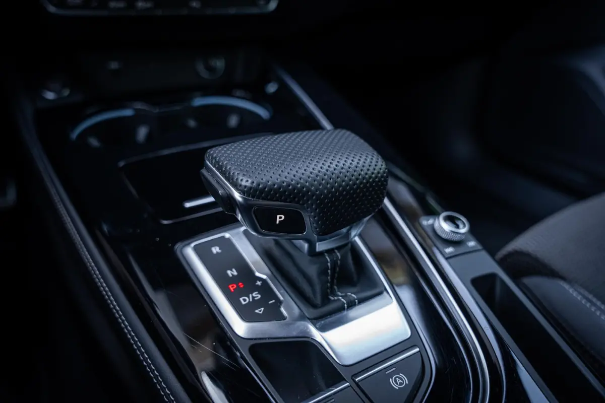 2.0 35 TFSI S-Line Competition NL-auto|Matrix|Chronosgrijs|Elek-Trekhaak|ACC|Camera|Carplay|1e-eig.
