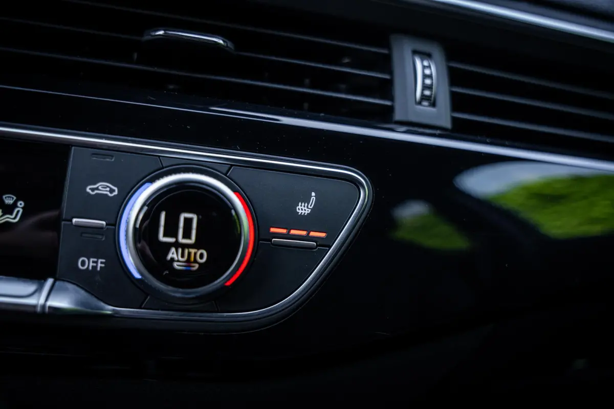 2.0 35 TFSI S-Line Competition NL-auto|Matrix|Chronosgrijs|Elek-Trekhaak|ACC|Camera|Carplay|1e-eig.