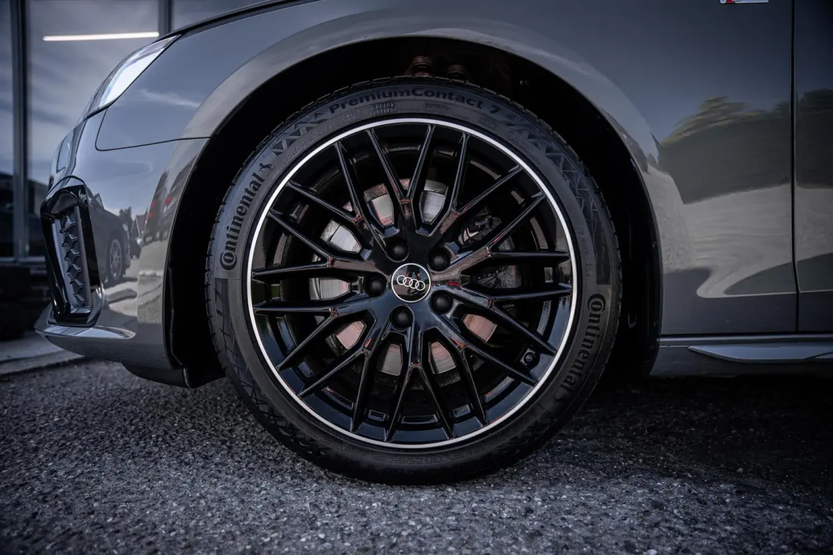 2.0 35 TFSI S-Line Competition NL-auto|Matrix|Chronosgrijs|Elek-Trekhaak|ACC|Camera|Carplay|1e-eig.