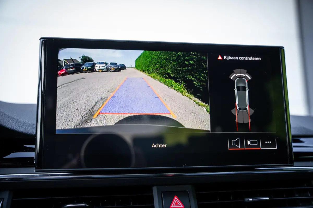 2.0 35 TFSI S-Line Competition NL-auto|Matrix|Chronosgrijs|Elek-Trekhaak|ACC|Camera|Carplay|1e-eig.