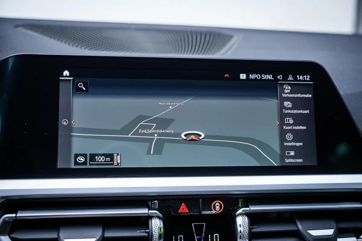 330i 258pk M-Sport Org.NL|Pano|H/K|HuD|360°|Trekhaak|Memory|Laser|Carplay|Elek-A.klep|NAP