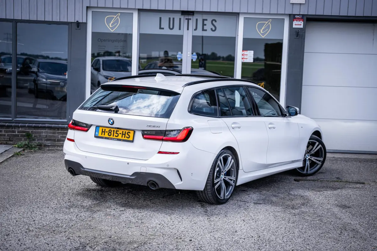 330i 258pk M-Sport Org.NL|Pano|H/K|HuD|360°|Trekhaak|Memory|Laser|Carplay|Elek-A.klep|NAP