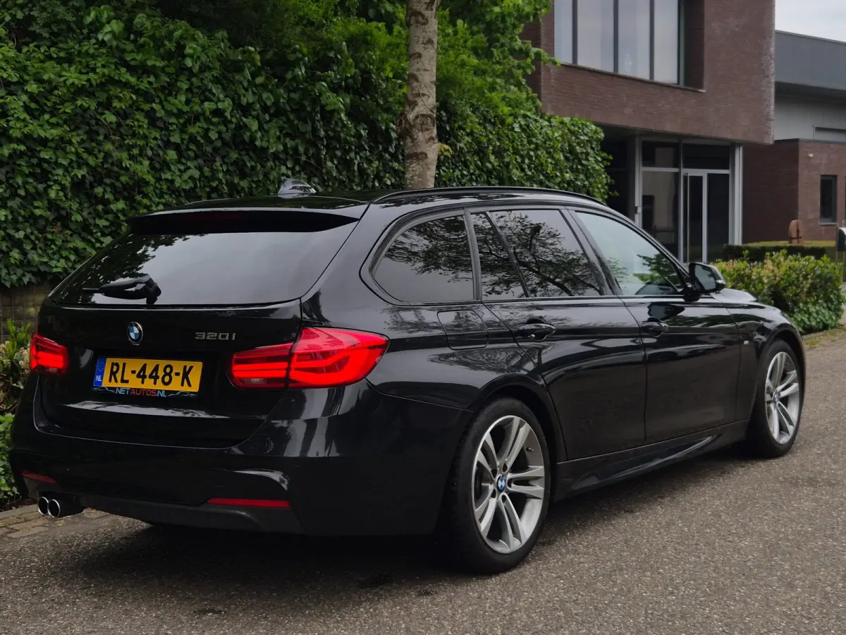 320i M Sport B48 6WB Apple CarPlay Trekhaak Shadowline GR Navi Touch Angle 320i Corporate Lease High Executive