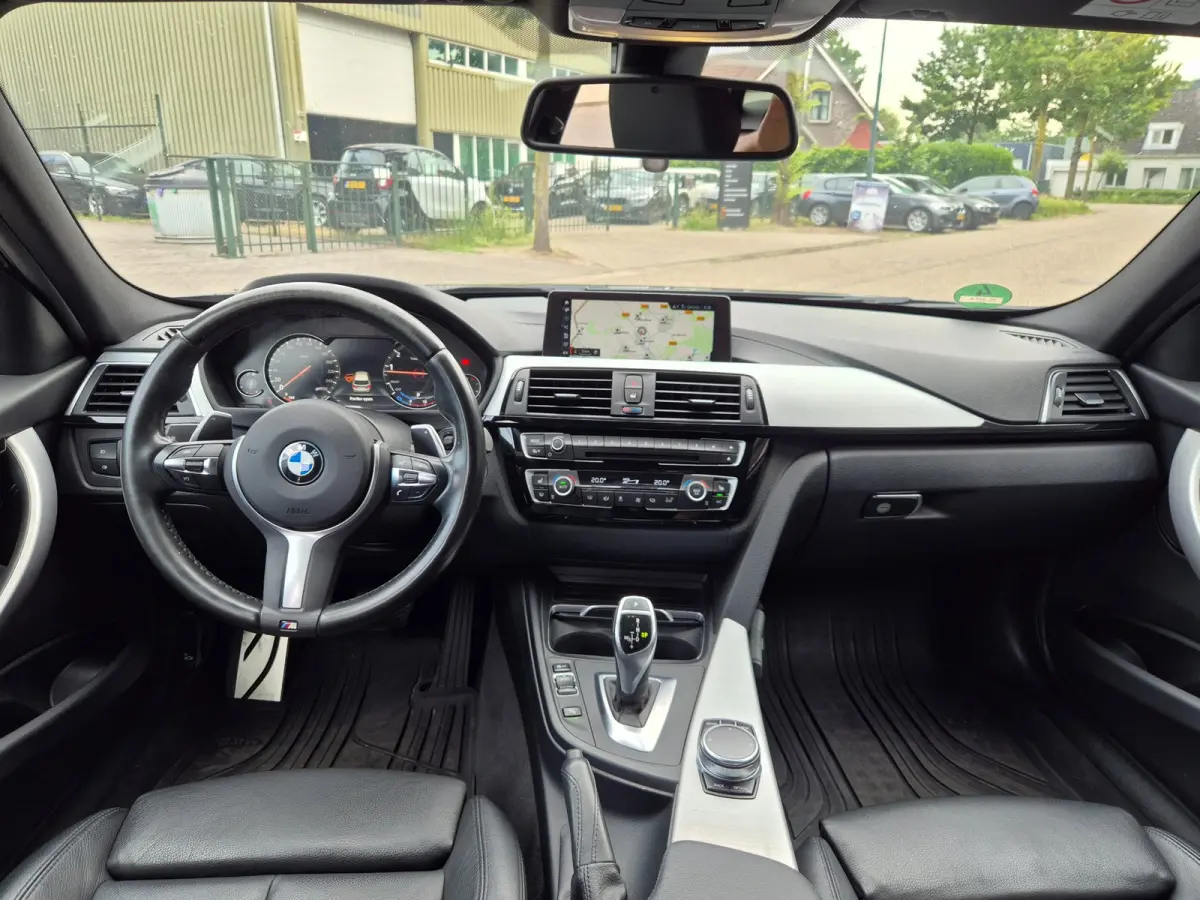 320i M Sport B48 6WB Apple CarPlay Trekhaak Shadowline GR Navi Touch Angle 320i Corporate Lease High Executive