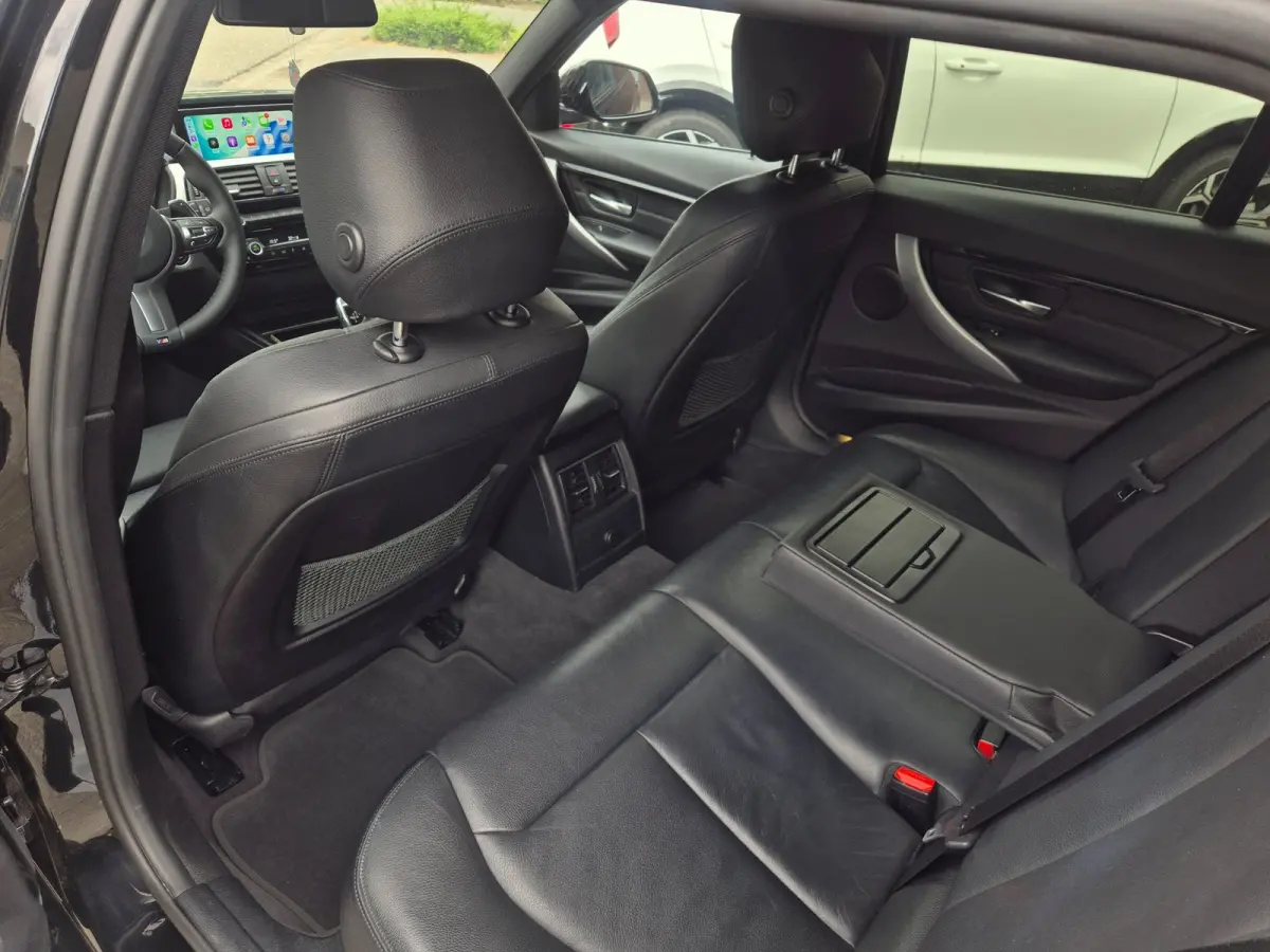 320i M Sport B48 6WB Apple CarPlay Trekhaak Shadowline GR Navi Touch Angle 320i Corporate Lease High Executive