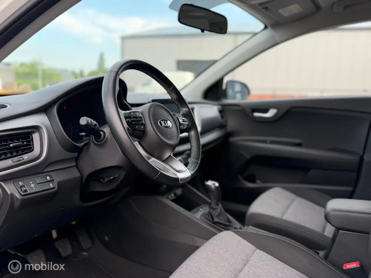 1.0 T-GDi DynamicLine | CarPlay | Navigatie | Camera | Slechts 21.893 km! | NAP | NL AUTO