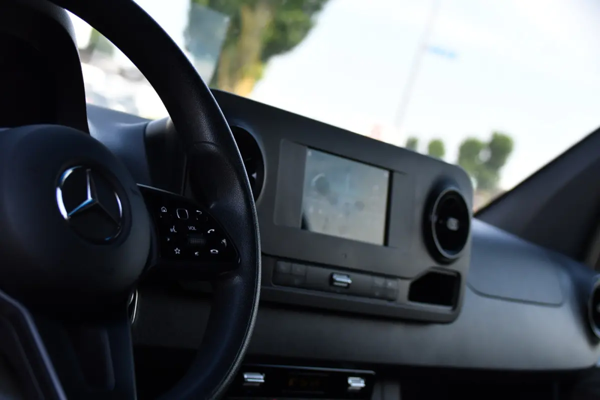 315 1.9 CDI L2H1 RWD PB Edition Camera, Cruise, Carplay, 150pk, Sensoren, Automaat, LED, Multimedia, Airco, Uniek!