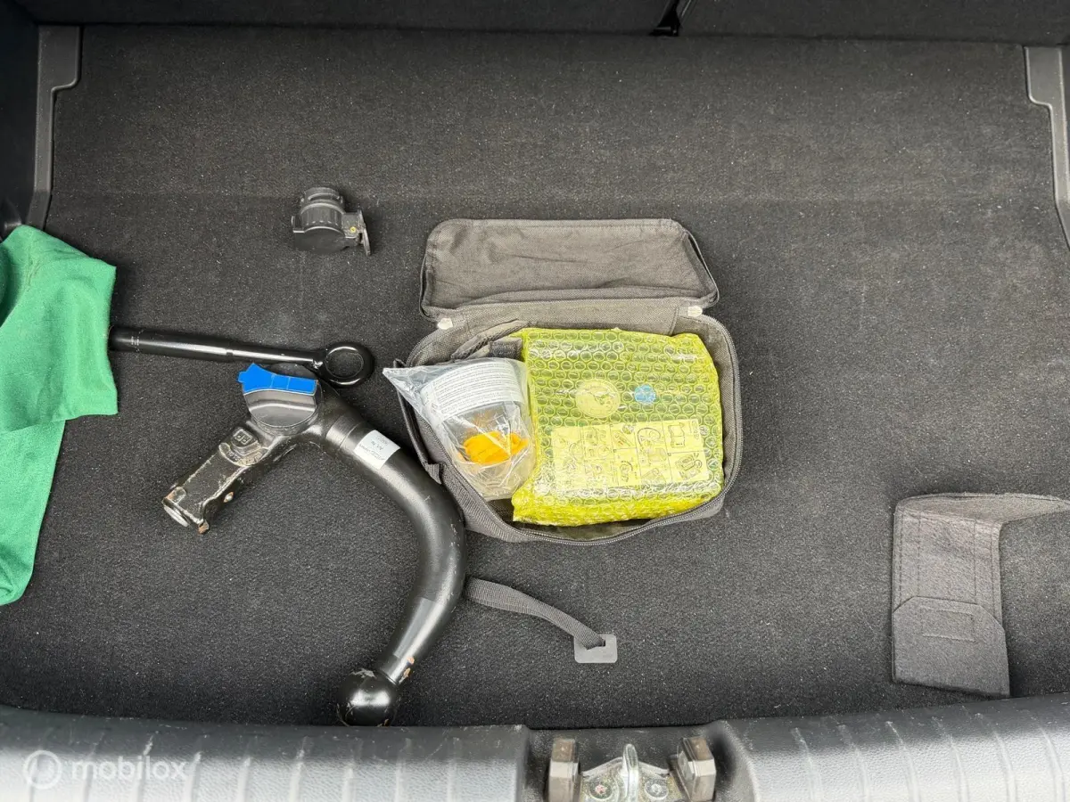 1.0 T-GDi MHEV | DynamicLine | Mild Hybrid | CarPlay | Camera | Trekhaak | NAP | Incl. BTW