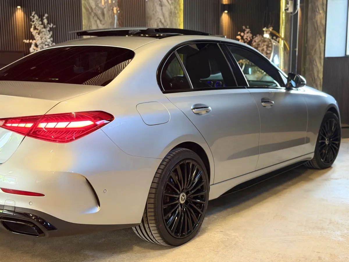 300 e AMG|PANO|MEMORY|BURMESTER|FULL OPTIONS