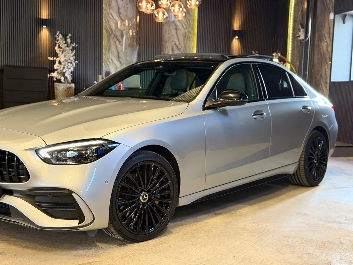 300 e AMG|PANO|MEMORY|BURMESTER|FULL OPTIONS